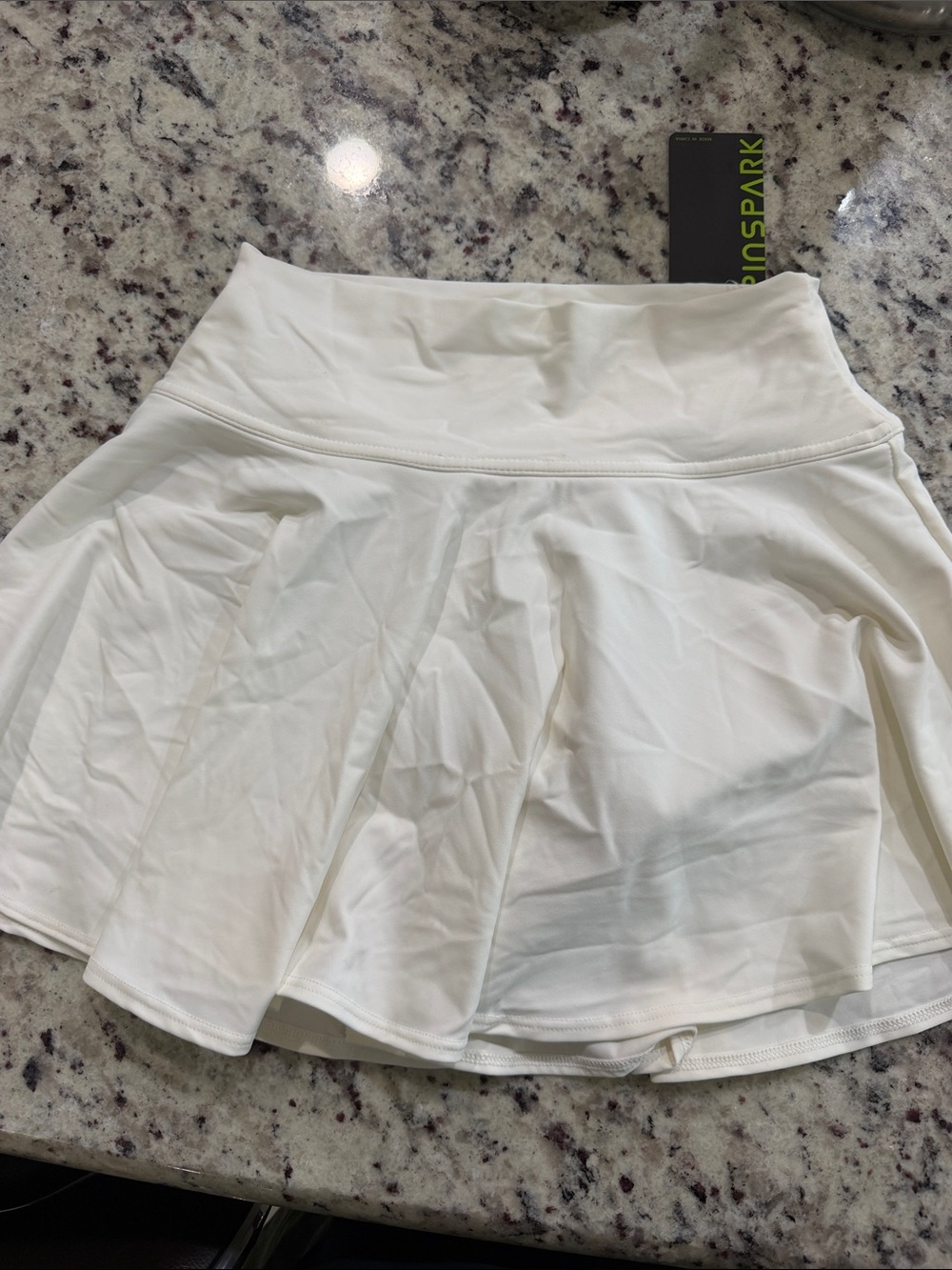 Amazon White Women's Active Skort
